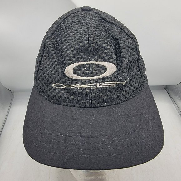 Vintage Oakley Made In The USA Hat Cap Adjustable Comfort Lightweight Casual - Picture 1 of 10